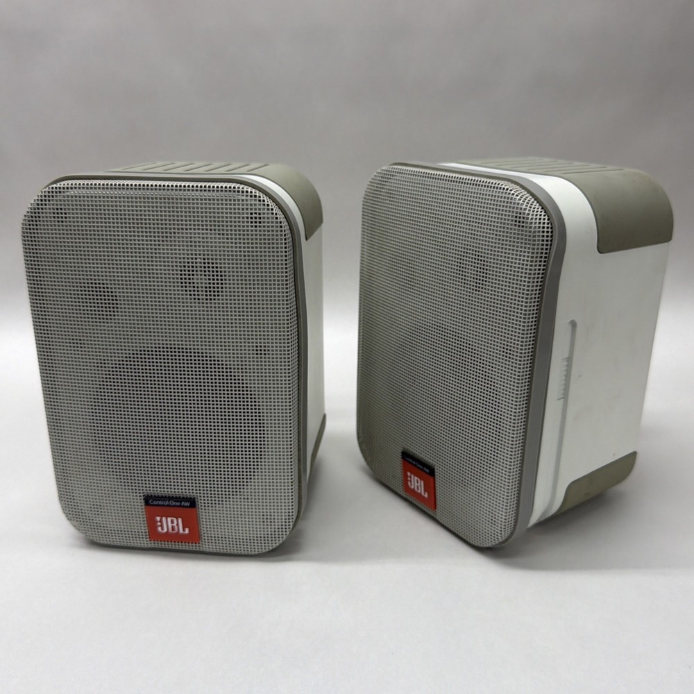 JBL Control One All-Weather Indoor/Outdoor Speakers Wall Mountable PAIR READ