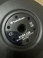 Rockford Fosgate M1D4-12B 12″ 300W RMS 4 Ohms Color Optix Marine Subwoofer Open.