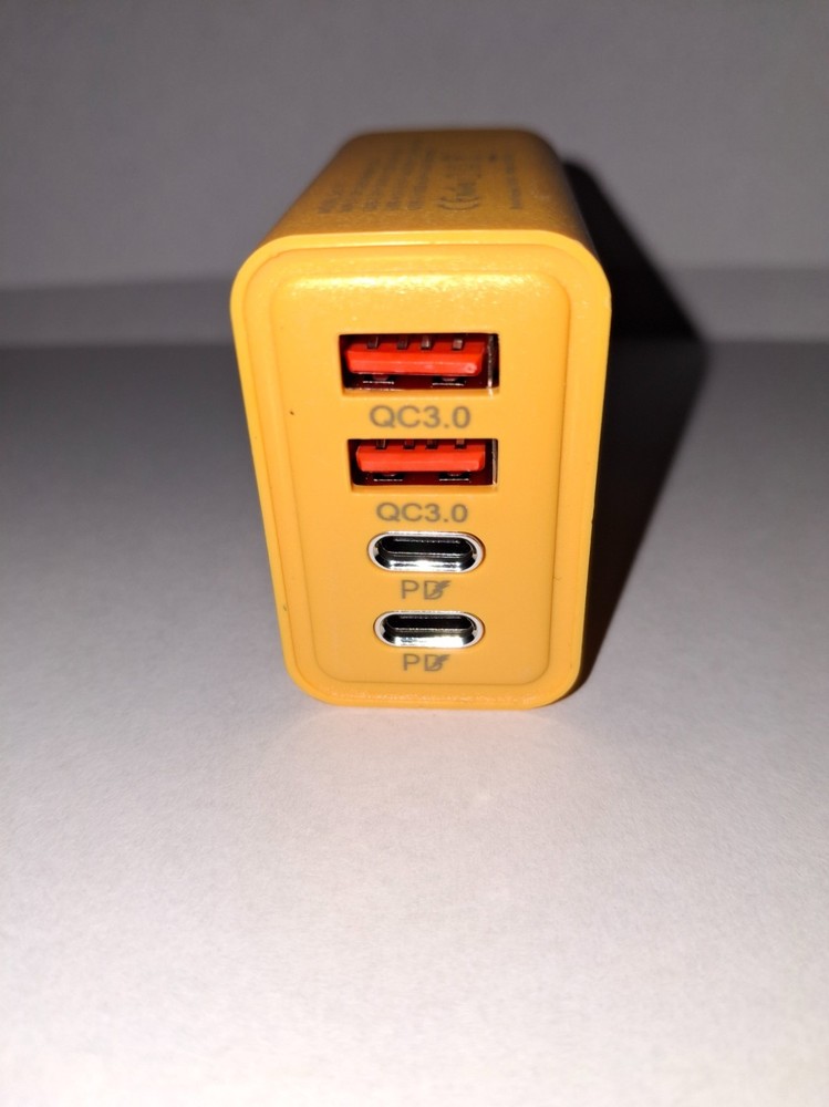 Fast Charging USB & Type C Charger, 4 ports, 2 USB & 2 Type C, Yellow