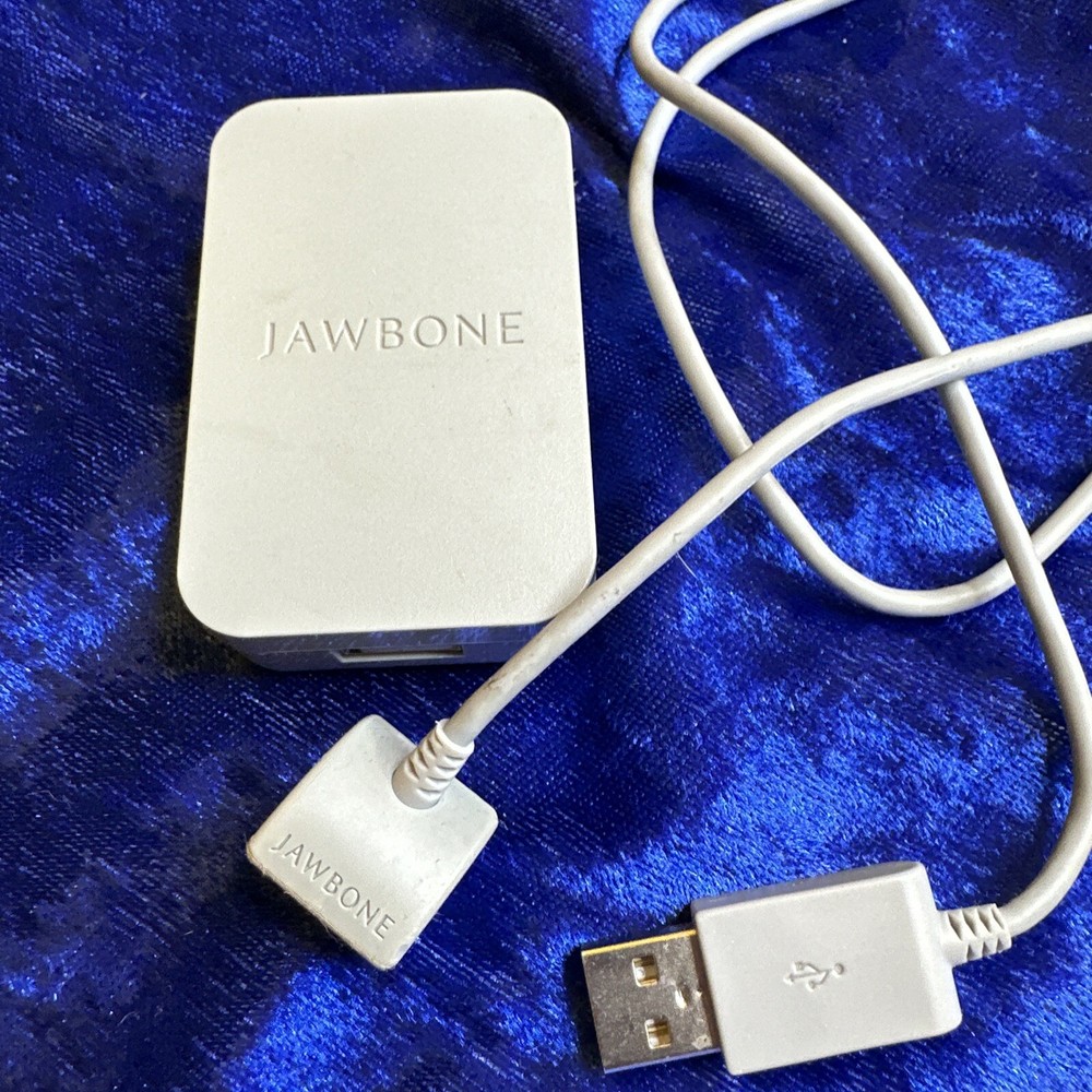 Jawbone SPA-K901 AC/DC Wall USB Adapter Charger Wall Block and Cord PreO Good