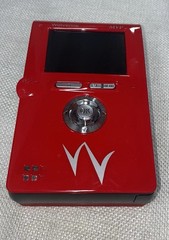 Wolverine MVP 9000 80GB Multimedia Player Digital Audio Photo Video Storage Red