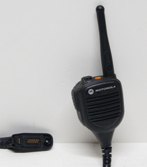 Motorola PMMN4060B Remote Speaker Mic 24″ Public Safety UHF APX 3000/6000/7000