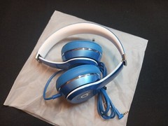 Beats by Dr. Dre Solo2 Wired on Ear Headphones – Metalic Blue NEW WITHOUT BOX!
