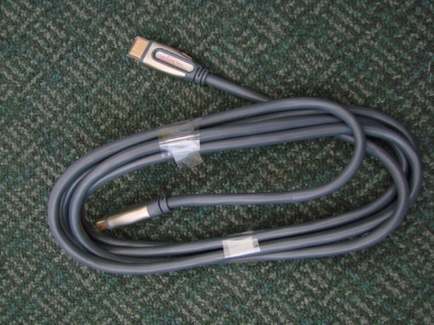 Rocketfish 24k Gold Plated High Speed HDMI Cable 8 ft