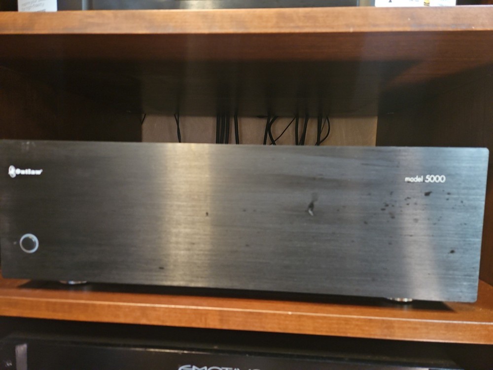 Outlaw Audio Model 5000 5-Channel Power Amplifier