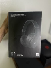 Beats Studio³ Wireless Active Noise Cancelling Headphones Matte Black