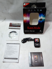 SanDisk Sansa Clip Zip 4GB MP3 Player USB 2.0 Voice Recorder Music Player FM