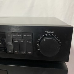 Yamaha M-70 & C-70 Power Amp/ Pre-Amp Combo – Both Power On – Not Fully Tested
