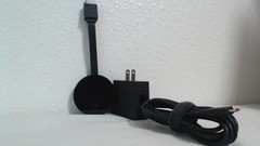 Google Chromecast ULTRA 4K HDR NC2-6A5 D Wi-Fi Media Streamer