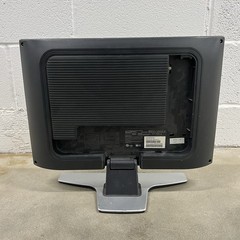 Magnavox 15″ 720p HDTV LCD TV/Monitor 15MF605T/17 No Remote/Power Code (Works)