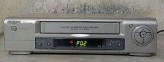 PHILIPS VR130 4 HEAD VHS VIDEO RECORDER WITH REMOTE CONTROL