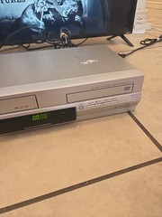 Toshiba SD-KV550SU DVD Player (Tested) (Free Shipping)