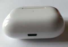 Original Apple AirPods Pro MAGSAFE Magnetic Wireless CHARGING CASE ONLY 1st Gen