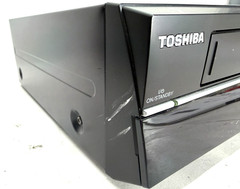 Toshiba DVR670KU DVD Recorder VCR Combo Dubbing Tested W/ Cables HDMI and Papers