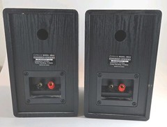 Micca MB42 Black Bookshelf Speakers 9.5×6.75×5.75 Inches No Wires Tested Works