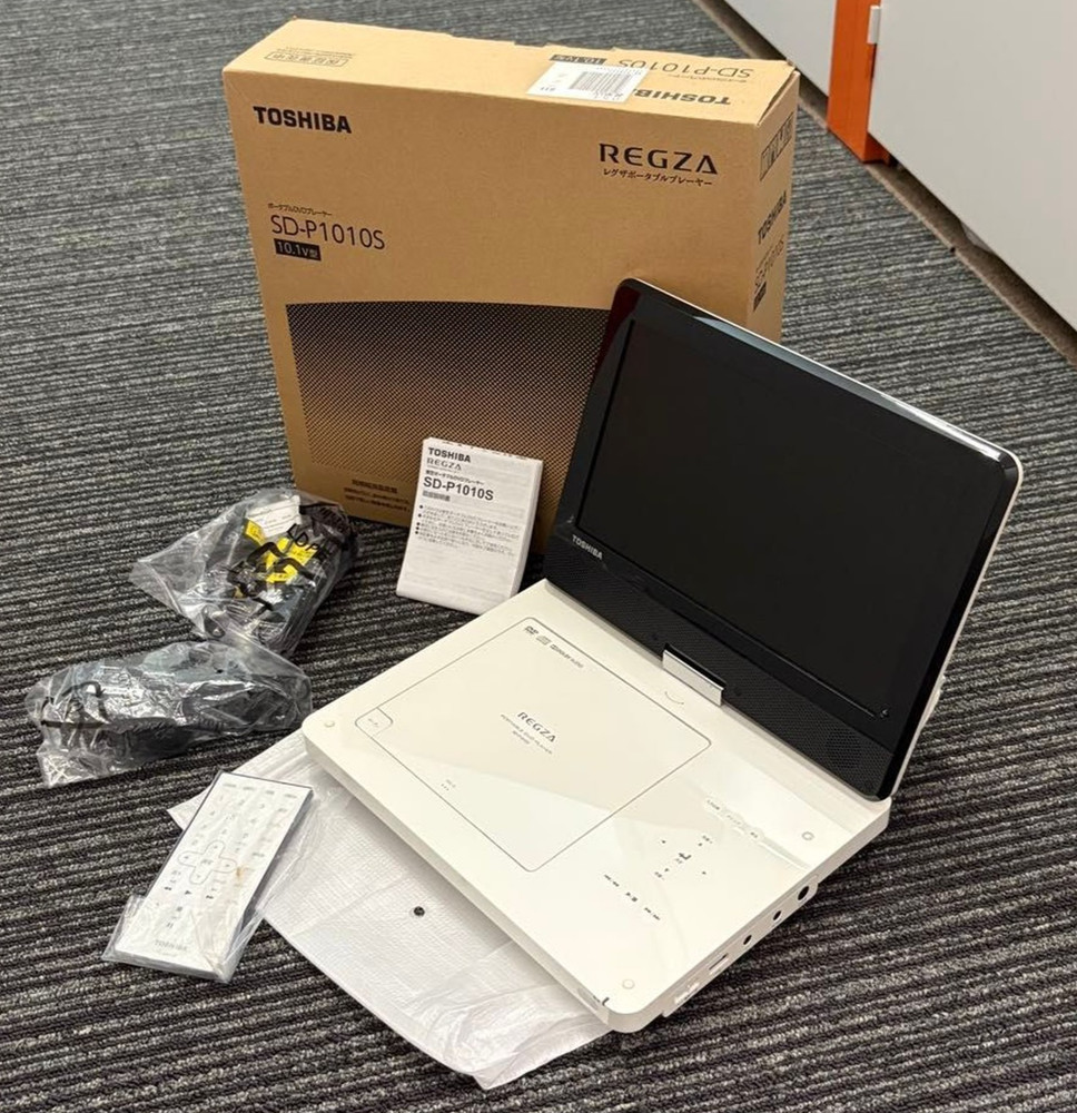 TOSHIBA REGZA SD-P1010S 10.1″ Portable DVD Player IPS LCD White 2020 Near Mint