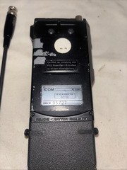 Icom IC-32AT Dual Band HT VHF UHF FM Amateur Radio Transceiver Works Well