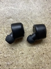 JLAB Jbuds Air True Wireless Signature Bluetooth Earbuds / Charging Case