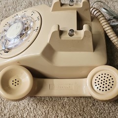 RadioShack Beige Vintage/Retro Corded Desk Telephone Rotary Dial, 1 Line 500D Q
