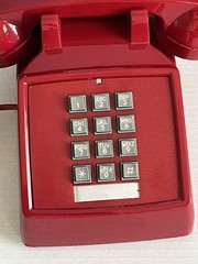 Cortelco Red Analog Desk Telephone 250047-VBA-20M Retro Push Button Volume
