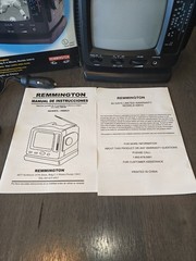 vintage Remmington 5.5in Black & White CRT TV w/ AM/FM Radio, Model #00815