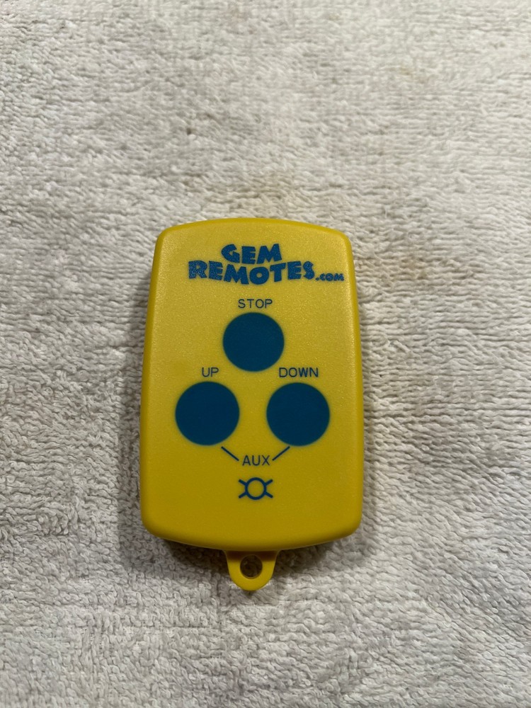 Gem Remotes 7240 Transmitter: 3 Button Remote Wireless Dock Lift Control for