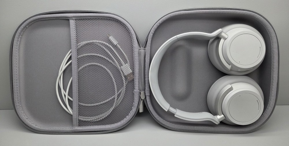 Microsoft Surface Headphones 2 Light Gray – with Carrying Case & Box