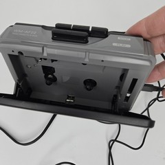 Sony Walkman WM-AF22 W/ Headphones Radio Yes Cassette No *for Repair As Is Parts