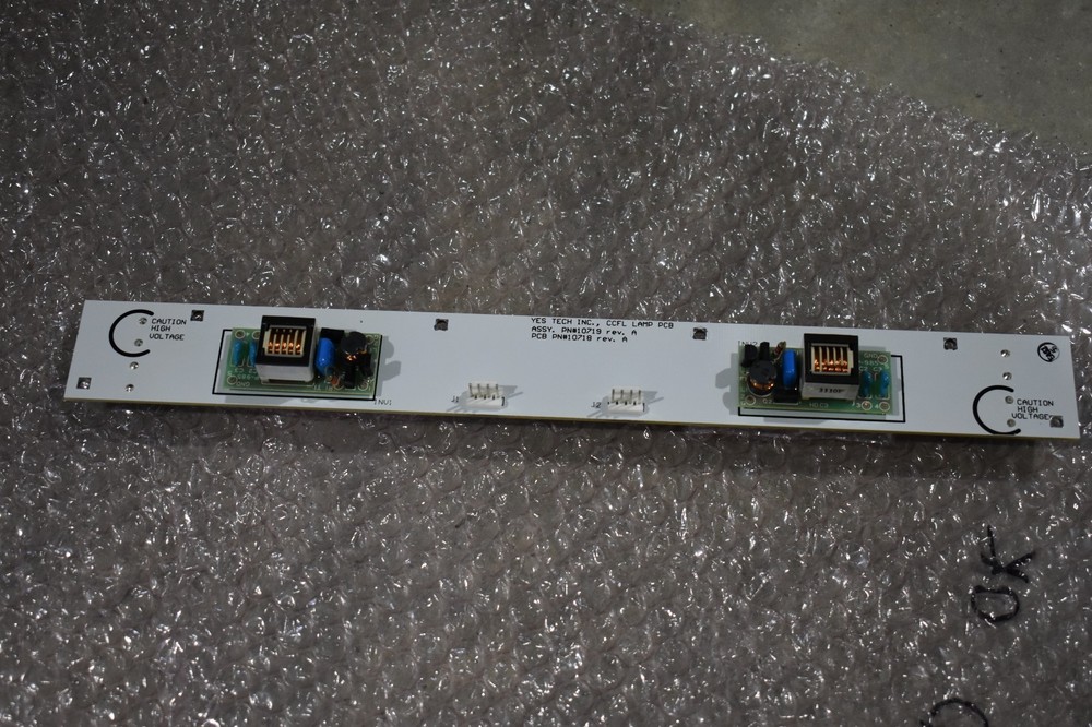 YES TECH INC. CCFL LAMP PCB PN: 10718 #4015J94