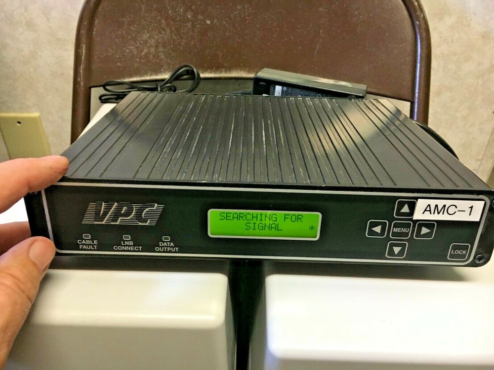VPC SDR-9000 satellite data reciever, 950-2050 Mhz LNB input, w/pwr device