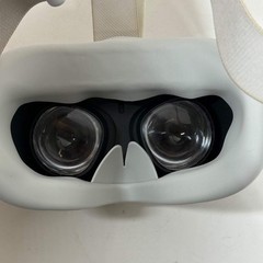 Oculus Quest 2 256GB Standalone All-in-One VR Headset KW49CM READ