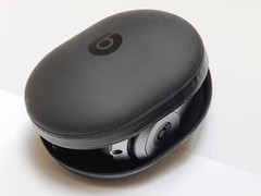 BLACK Beats STUDIO Pro Compatible Hard Case, Beats Dr. Dre STUDIO Pro Headphones