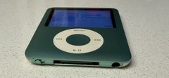 Apple iPod nano 3rd Generation Teal – 8GB