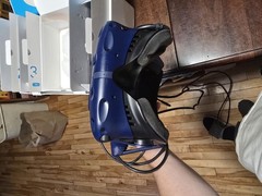 HTC VIVE Pro Virtual Reality (VR) Bundle Starter Kit – Complete In Box Excellent