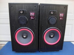 Awesome Cerwin Vega RE-30, Large 3-way Floor Speakers – Pro Reconditioned