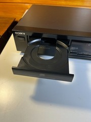 Vintage JAPAN Single One 1 Disc Sony Compact Disc CD Player 1990s 90s NEW BELT