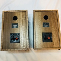 Angel’s Horn Bookshelf Speakers Wood Grain Pair Tested & Working 18W 4ohm