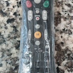 GI1 Universal TV Remote Control Wireless Black More Than 10 m Range