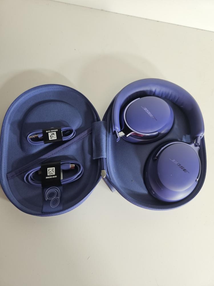 BOSE 443987 (P17028048)