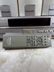 Panasonic SA-HT70 5 Disc DVD Home Theater System 5 Speakers Subwoofer Remote