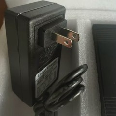 96 Wh 12V/8000mAh Rechargeable Lithium-Ion Battery Pack for Costumes & Devices