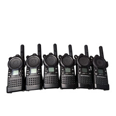 Motorola CLS1410 – 4 Channel UHF Two-Way Radio with Belt Clip and batteries