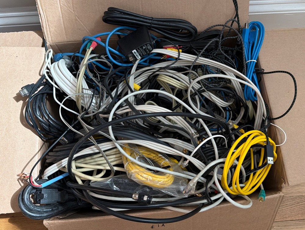 Bulk Lot of Cables, Cords and Adapters. HDMI, USB, Power Cords, Audio #1A
