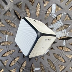 Sony SRS-X11 Bluetooth Cube Portable Speaker White/Black – READ DESCRIPTION