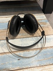 Genuine AKG K92 Over-Ear Closed-Back Monitor Studio Stereo Headphones Black/Gold
