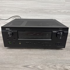 Denon AVR 590 5.1 Channel AV Surround Sound Receiver Powers On