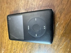 Apple iPod Classic 6th Generation 80GB Black – For Parts/Repair, Not Turning On