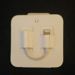 Apple EarPods Wired In-Ear Earbuds, Lightning Connector, White