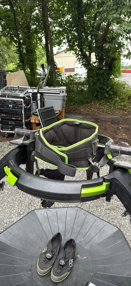 Virtuix Omni Virtual Reality VR Treadmill