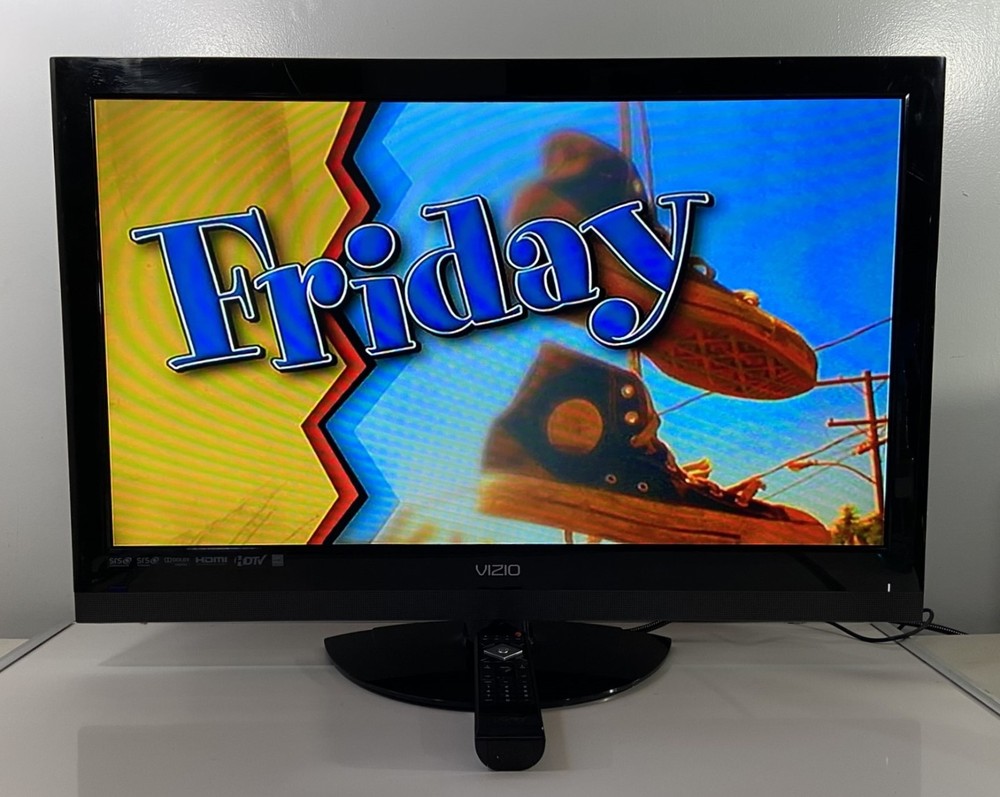 VIZIO 32″ HDTV E320VP LED 2xHDMI 1080p w/ Remote (Also Great for Gaming)